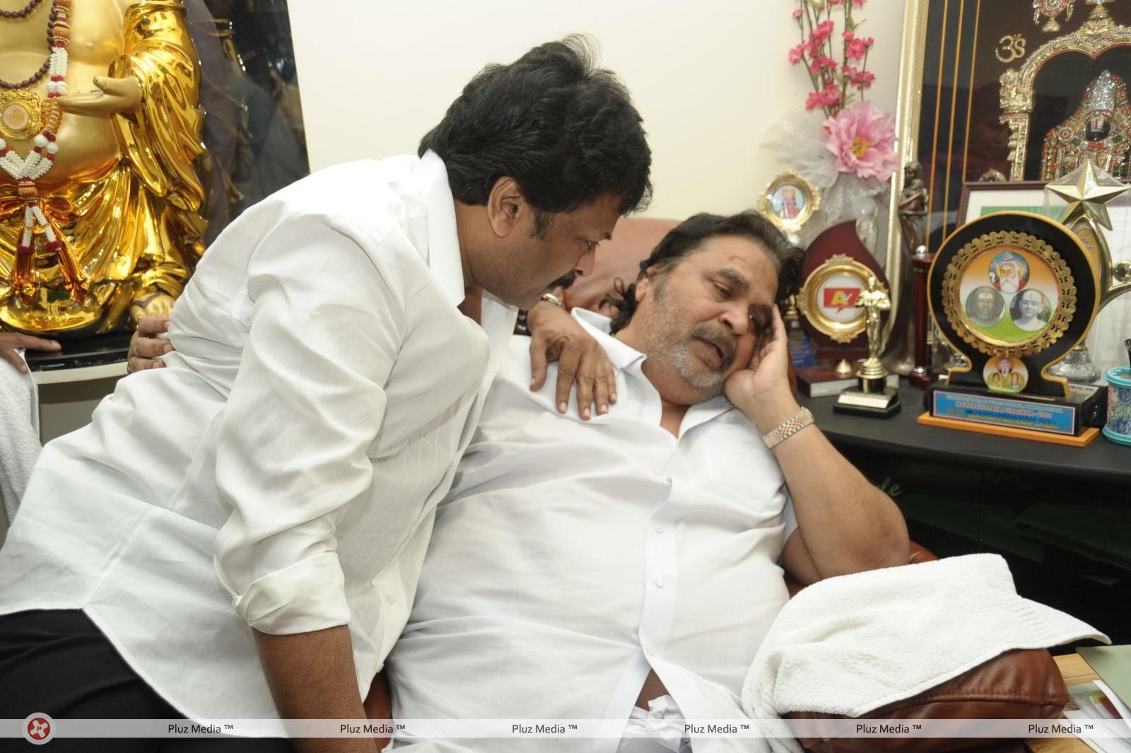 Dasari Padma Funeral and Condolences Pictures | Picture 112337